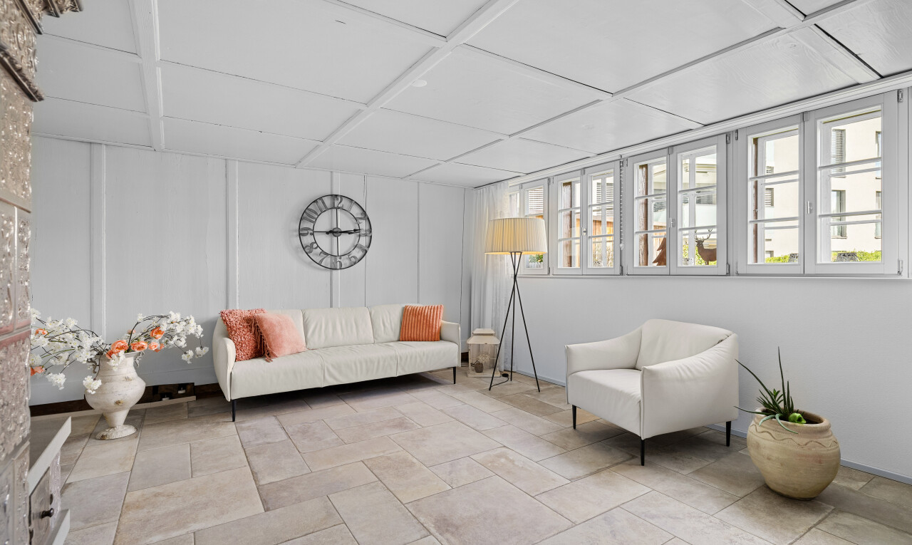 wohnzimmer mit natürliches licht