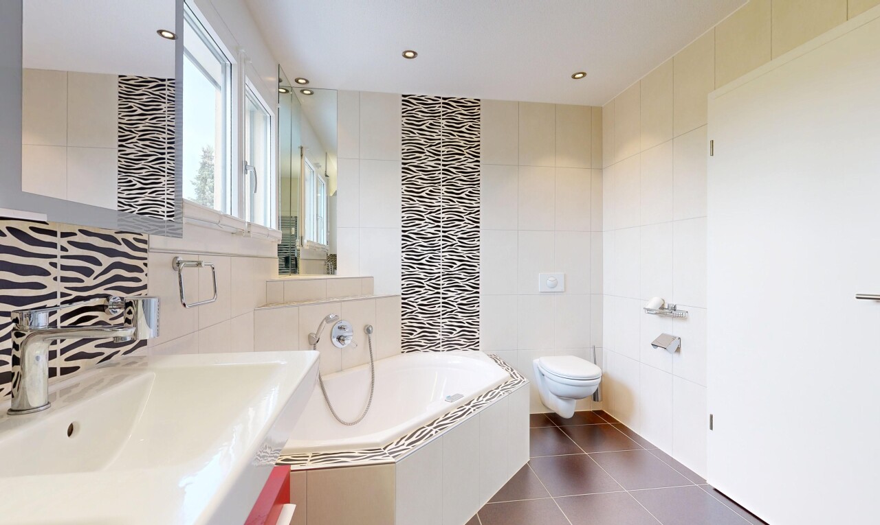 bad mit spiegel, komplettes badezimmer, tile wall, fliesenwand, und bad
