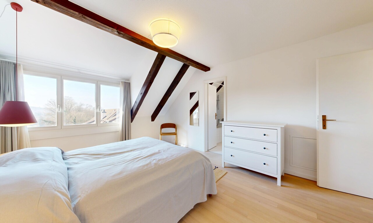 zimmer / schlafzimmer mit natural light, natürliches licht, day time, inside property, und drywall