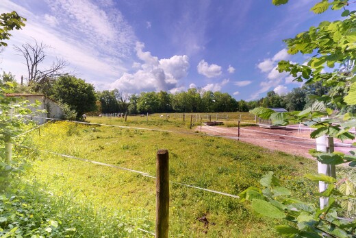 garten mit rural view, ländliche aussicht, zaun, und day time