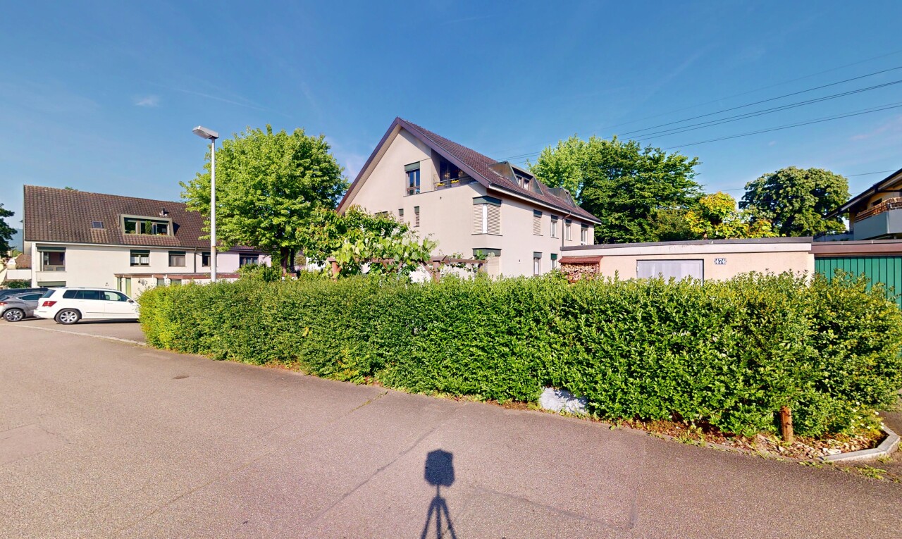 façade avec day time et property visible
