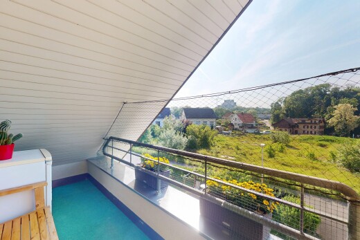 balcon avec from property, balcon, et day time