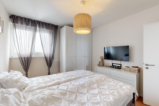 room / bedroom featuring wood finished floors