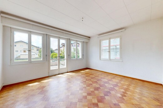 pièce vide avec plinthes murales, baseboards wall, cloison sèche, drywall, et inside property