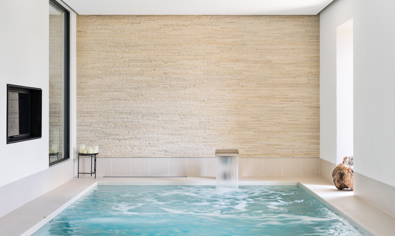 piscine avec inside property