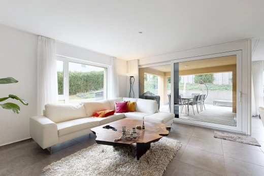 wohnzimmer mit inside property, außenzugang, gipskartonwand, und drywall