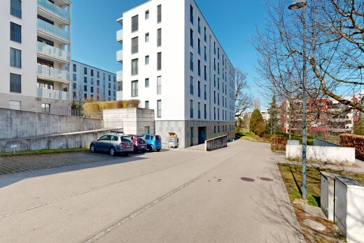 extérieur du bâtiment avec day time, vue sur le complexe d'appartements, et apartment complex view