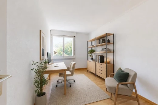 leerer raum mit natürliches licht, wood finish floor, holzfußboden, kühler, und baseboards wall