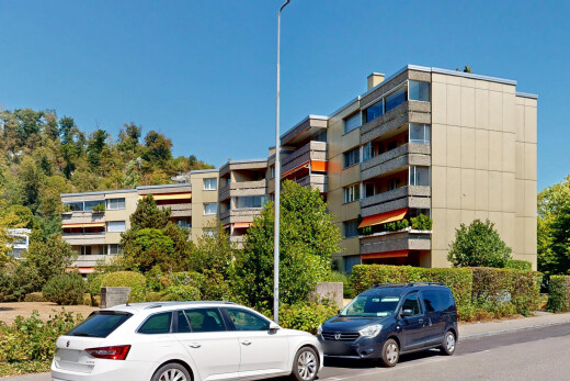 außenansicht mit apartment complex view, blick auf wohnanlage, und day time
