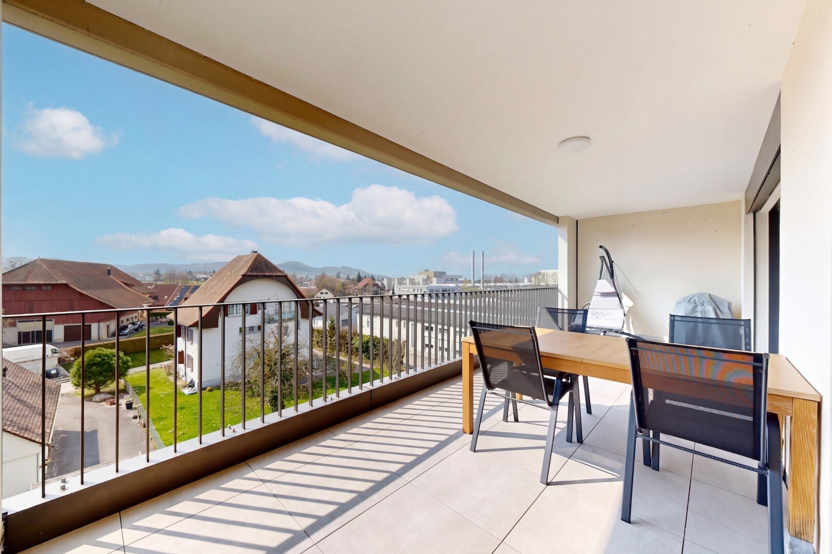 patio / terrace featuring a residential view