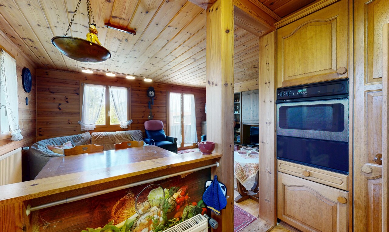 küche mit arched cabinets, bogenförmige schränke, raised cabinets, hochgezogene schränke, und dated wood wall