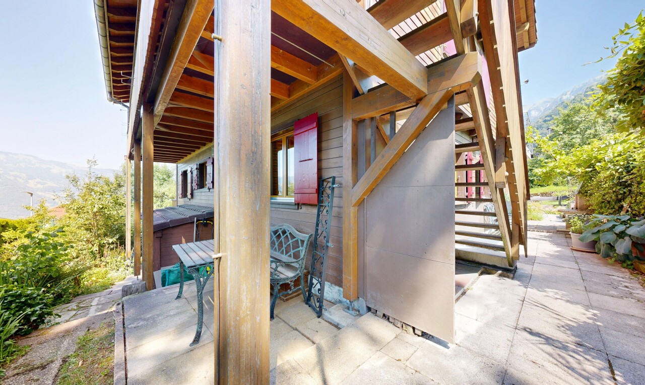 terrasse mit day time, whirlpool, treppen, terrasse, und from property