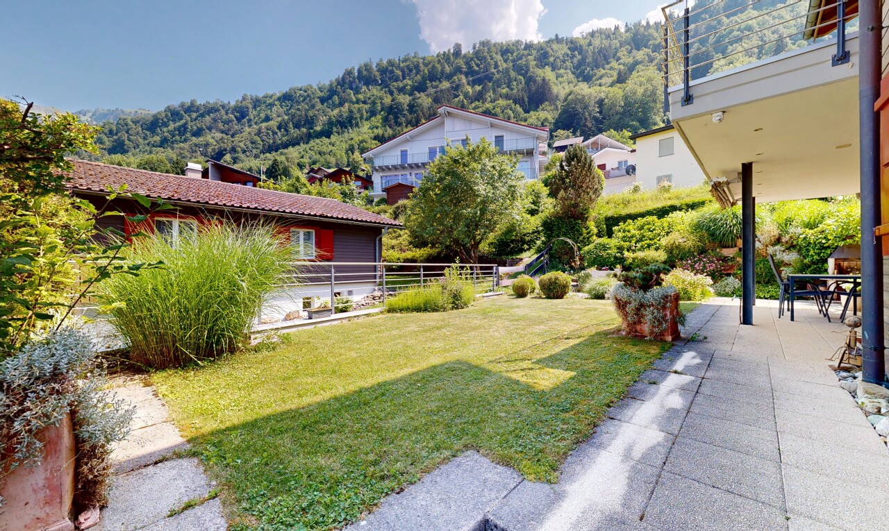 garten mit rasen, day time, from property, und terrasse