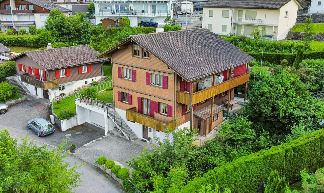 außenansicht mit drone view und balkon