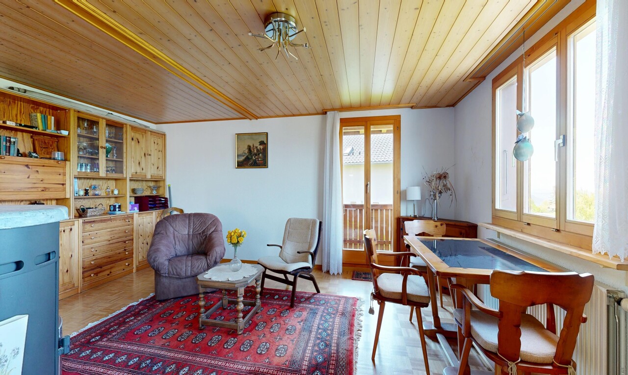 esszimmer mit drywall, gipskartonwand, wood ceiling, holzdecke, und inside property