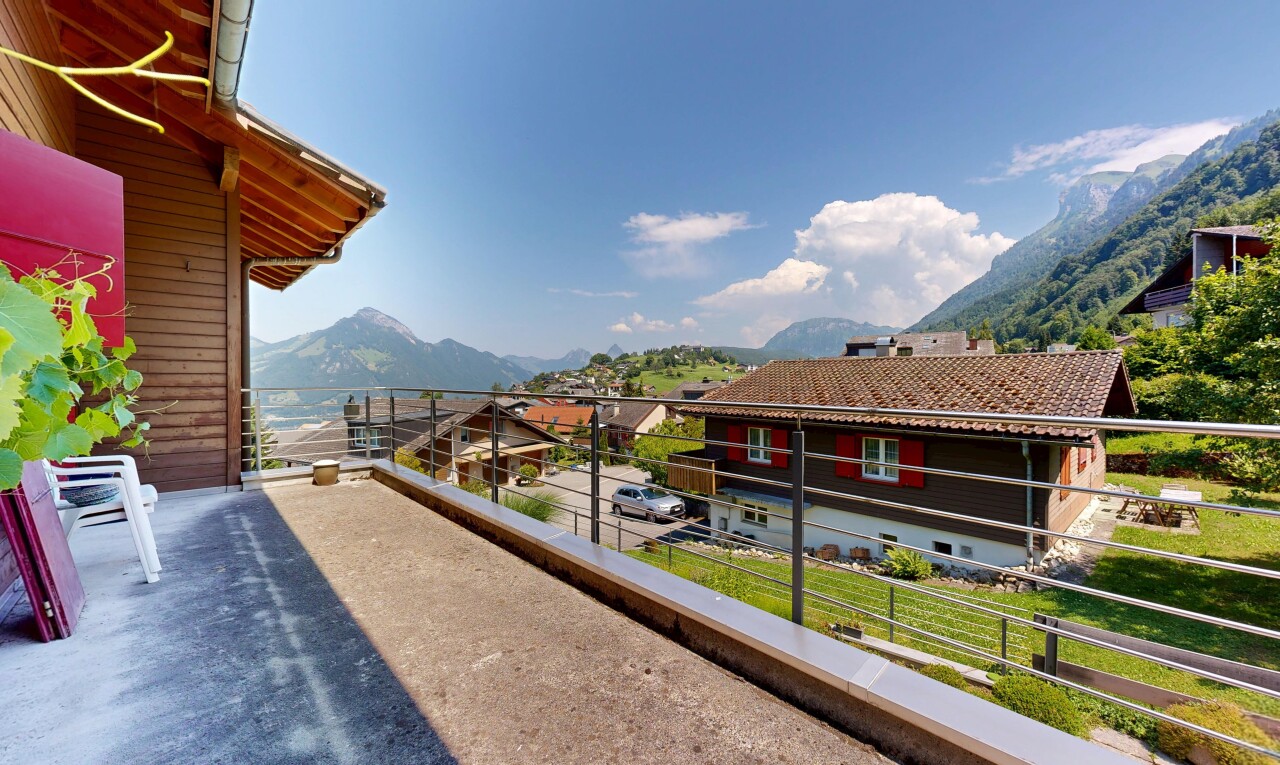 balkon mit day time, view focus, from property, terrasse, und mountain view