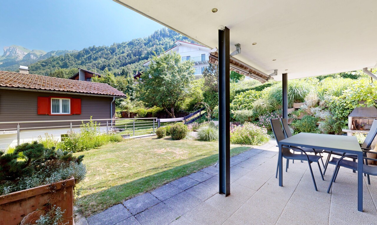 terrasse mit terrasse, from property, essbereich im freien, mountain view, und blick auf die berge