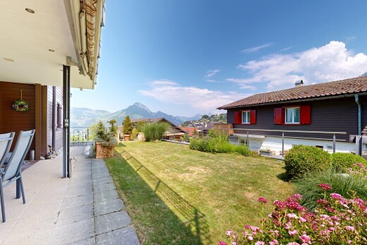 garden with a yard and a mountain view
