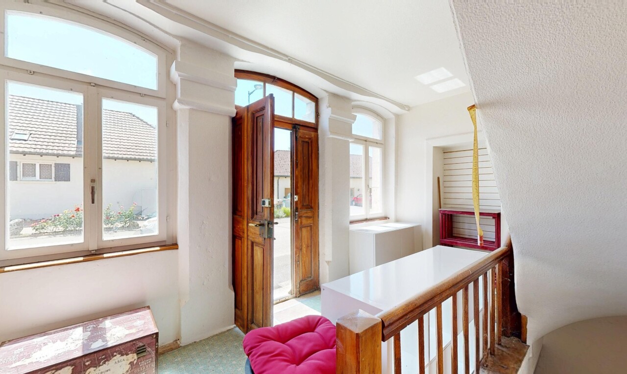 chambre avec inside property, lumière naturelle, natural light, moquette, et carpet
