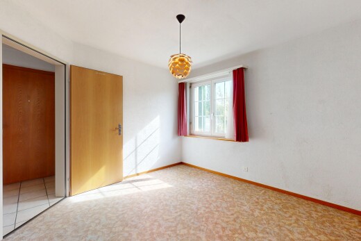 pièce vide avec natural light, lumière naturelle, inside property, drywall, et cloison sèche