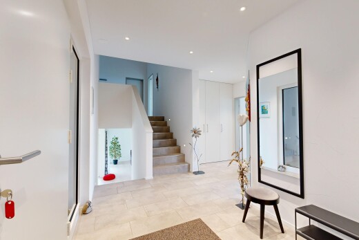 treppe mit treppen, einbauleuchten, drywall, gipskartonwand, und light floor