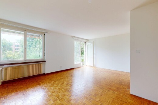 leerer raum mit drywall, gipskartonwand, inside property, wood finish floor, und holzfußboden