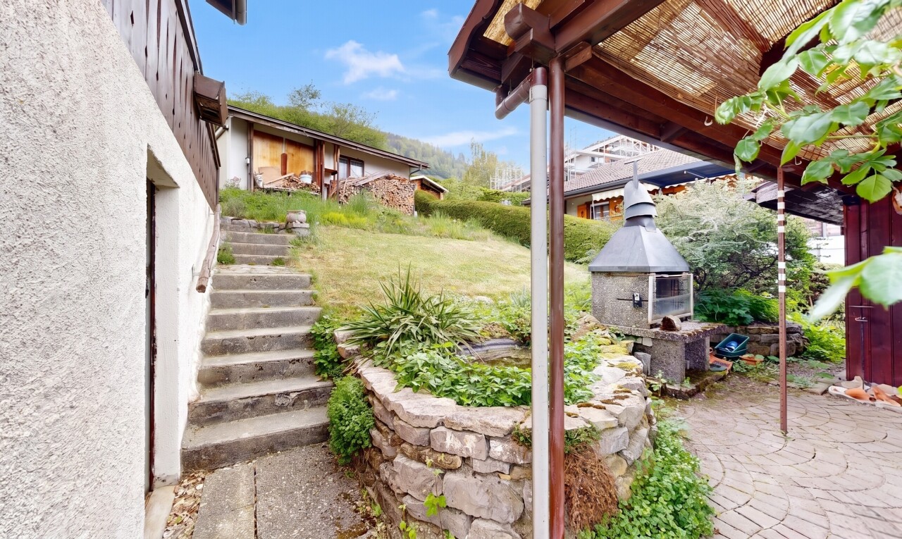 jardin avec from property et day time