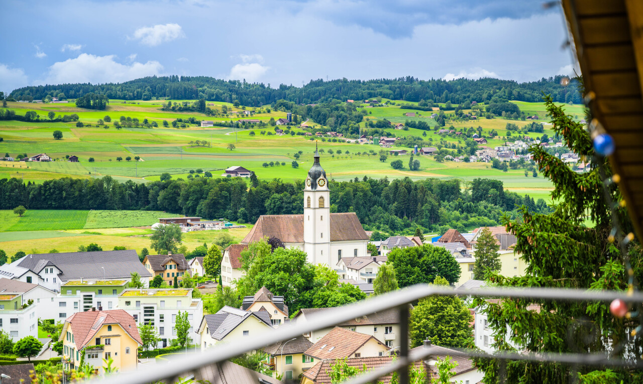 blick auf die berge mit day time und from property