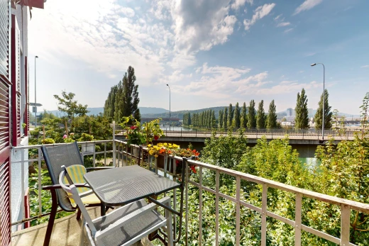 balkon mit balkon