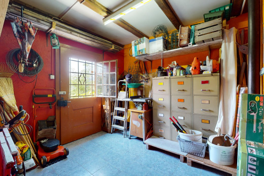 zimmer / schlafzimmer mit natürliches licht