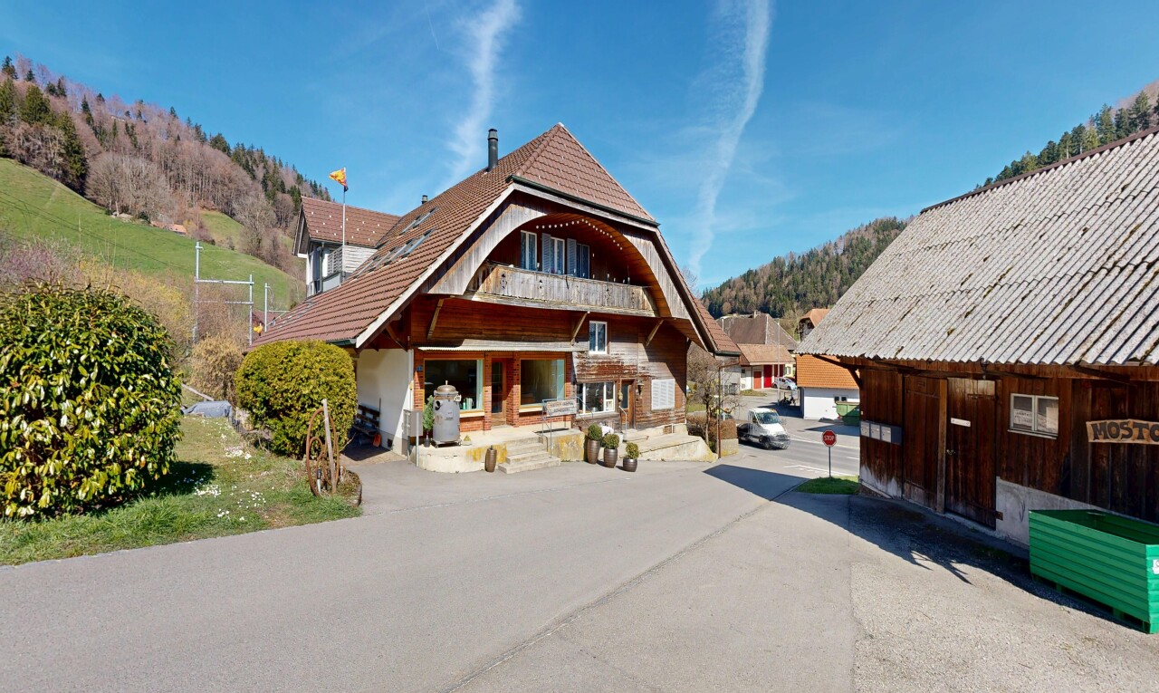 außenansicht mit balkon, day time, terrasse, property visible, und außenansicht