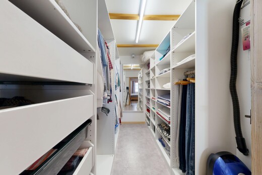 begehbarer kleiderschrank mit light floor