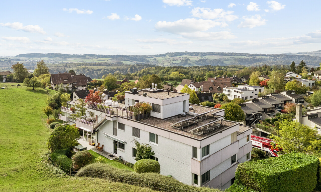 façade avec day time et drone view