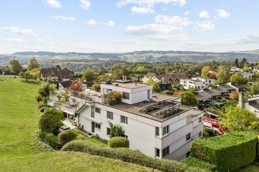 façade avec day time et drone view