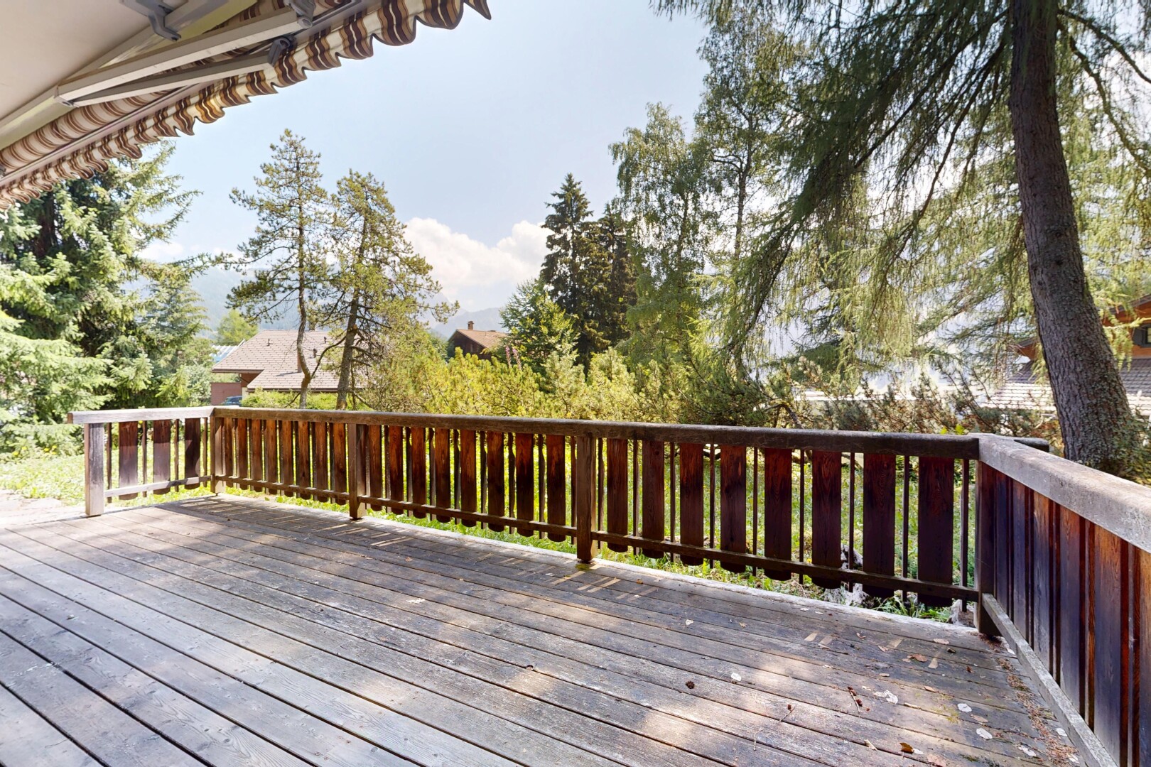 terrasse avec terrasse, from property, et day time