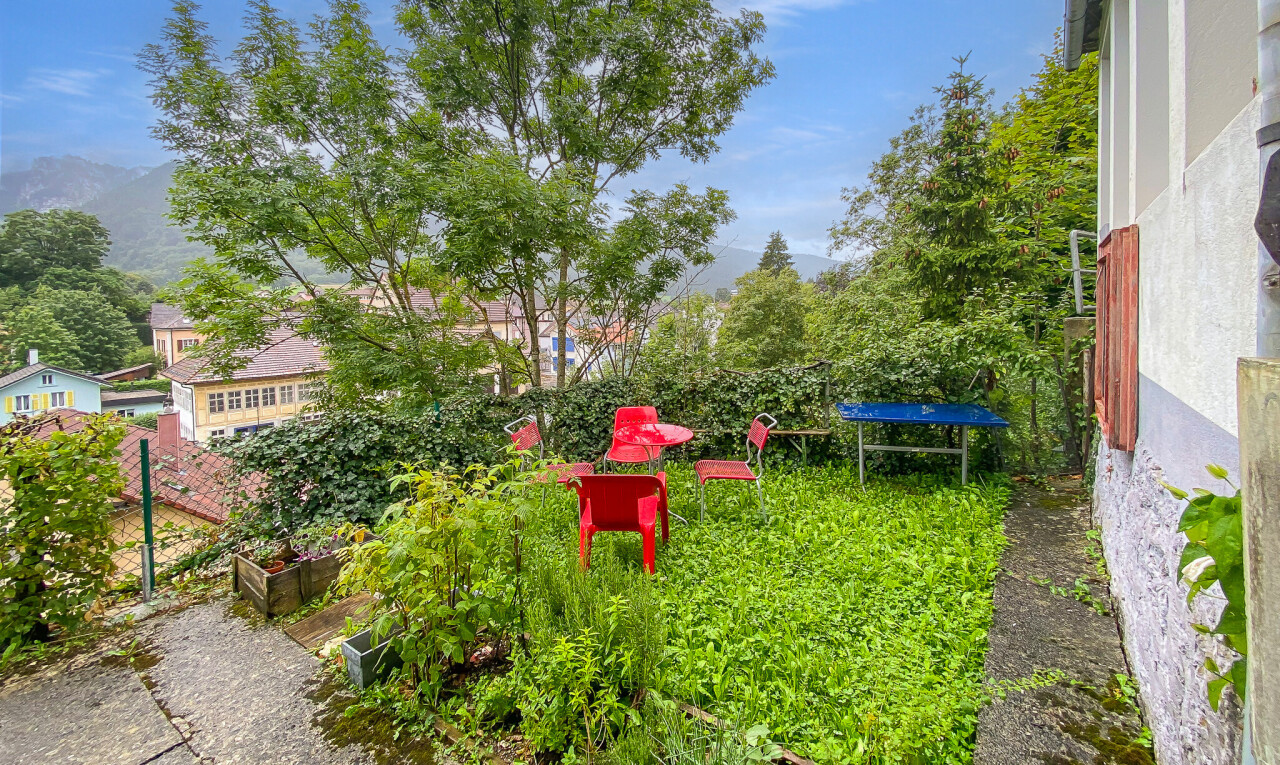 view of garden