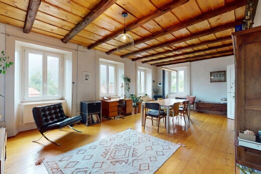 esszimmer mit wood ceiling, holzdecke, natural light, natürliches licht, und wood finish floor