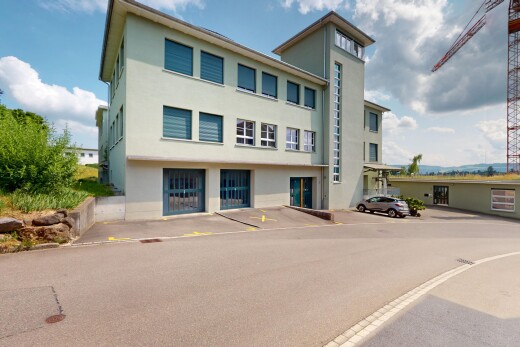 außenansicht mit property visible und day time