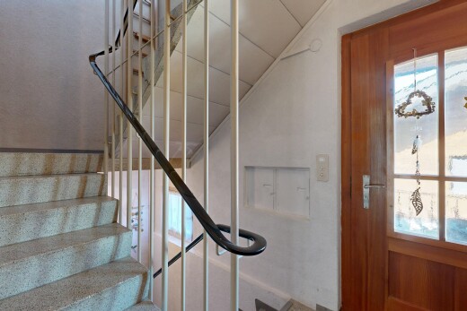 escaliers avec accès à l'extérieur, escaliers, inside property, drywall, et cloison sèche