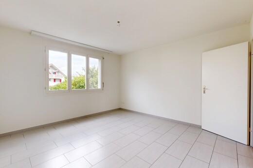 leerer raum mit gipskartonwand, drywall, natürliches licht, natural light, und inside property