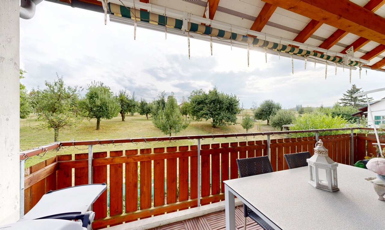 balkon mit from property, view focus, essbereich im freien, und balkon
