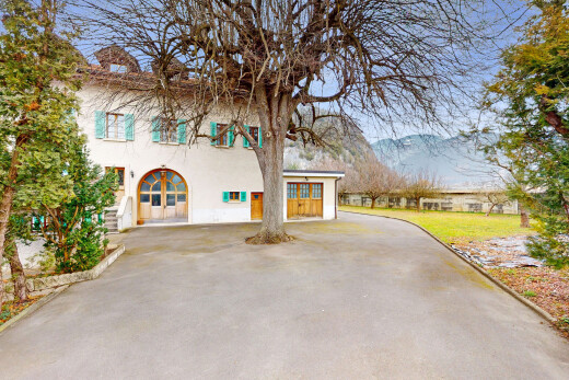 façade avec bardage en stuc