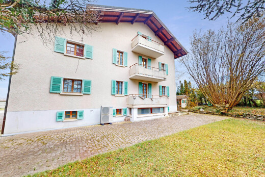 extérieur du bâtiment avec climatisation centrale