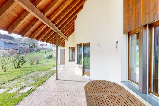 terrasse avec terrasse, from property, et pelouse