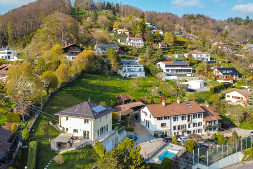 außenansicht mit day time, power lines view, wohngebietblick, residential view, und terrasse