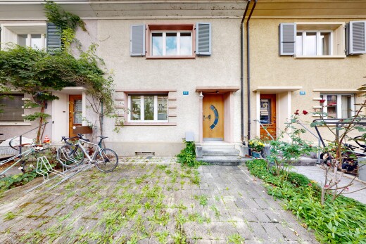 außenansicht mit stuckverkleidung, property visible, und vortreppe