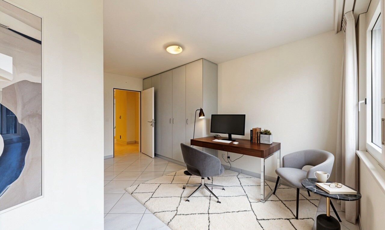 pièce vide avec cloison sèche, drywall, inside property, lumière naturelle, et natural light