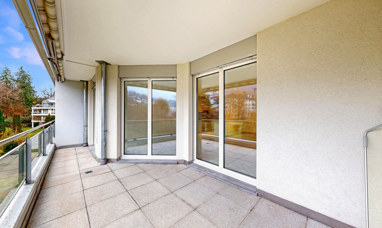 terrasse avec from property et day time