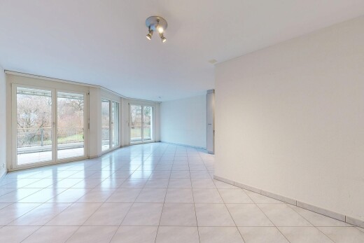 pièce vide avec cloison sèche, drywall, lumière naturelle, natural light, et inside property