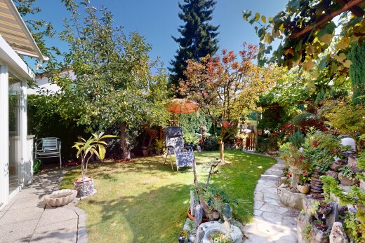 garten mit rasen, from property, und day time